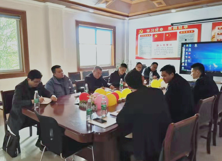陪同政府園區赴高檔寵物食品生產投資選址項目方對接考察，全面交流項目合作方案