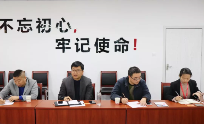 【對接】東方龍商務(wù)深圳分公司舉行智能車庫總部及研發(fā)生產(chǎn)基地項(xiàng)目的政府對接會(huì)，獲得政府園區(qū)肯定