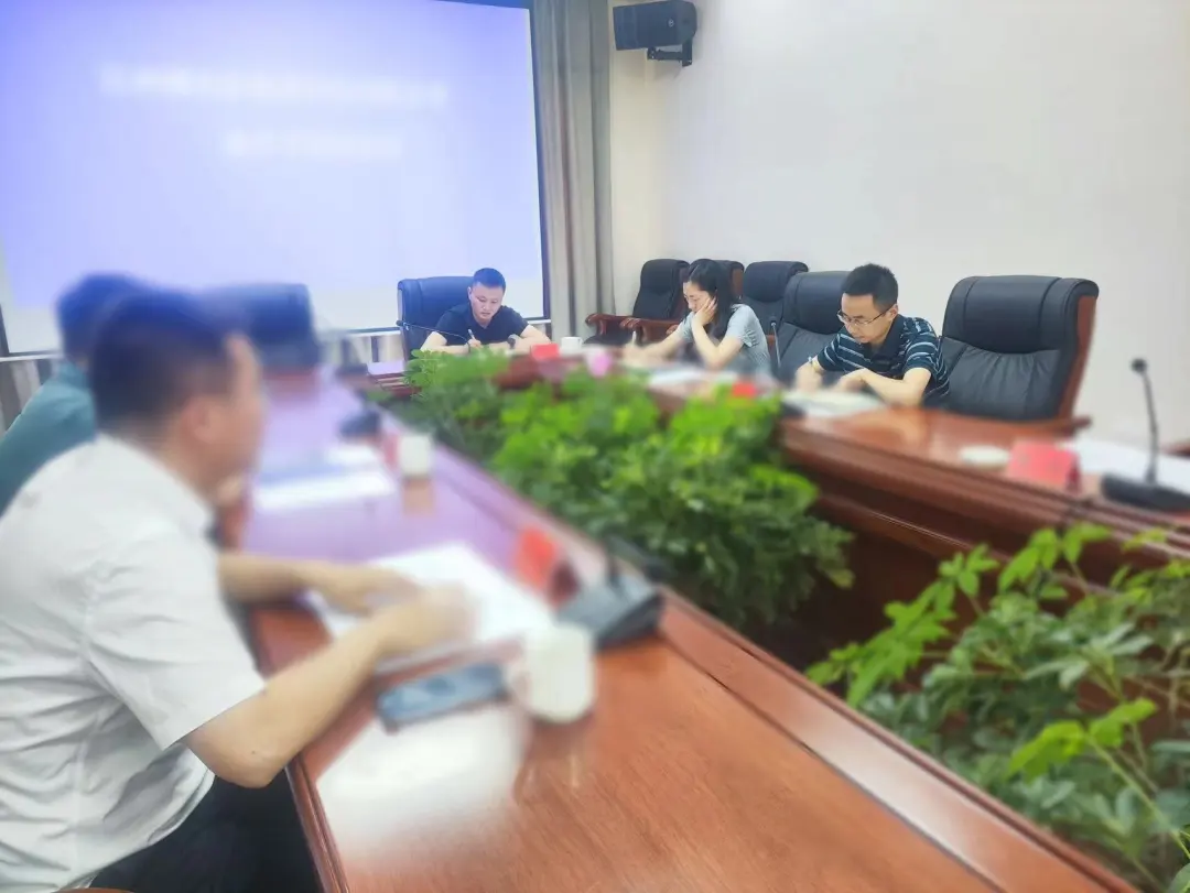 投資額15億，產(chǎn)值30億！國內(nèi)領(lǐng)先鋰電正極材料擴(kuò)建投資選址項目方反向考察四川某地方政府